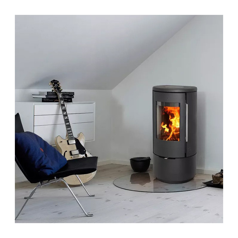 Piec wolnostojący żeliwny MORSO 7340 na niskiej podstawie 4,3kW