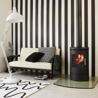 Piec wolnostojący żeliwny MORSO 6140 na niskiej podstawie 5,8kW
