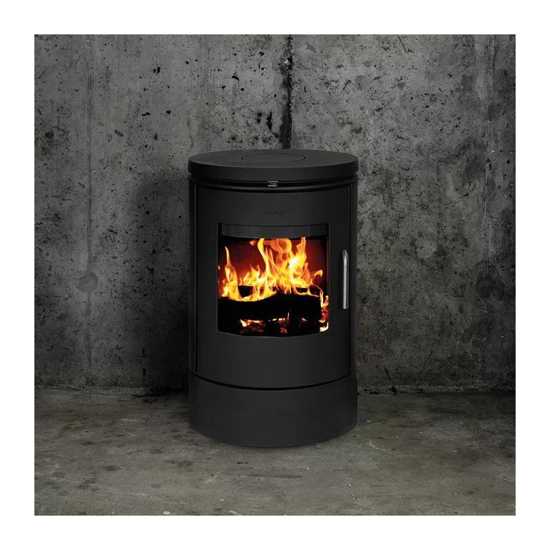 Piec wolnostojący żeliwny MORSO 6140 na niskiej podstawie 5,8kW