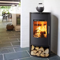 Piec wolnostojący żeliwny MORSO 8143 z miejscem na drewno 6,3kW