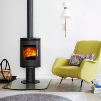 Piec wolnostojący żeliwny MORSO 6148 na nodze 5,8kW